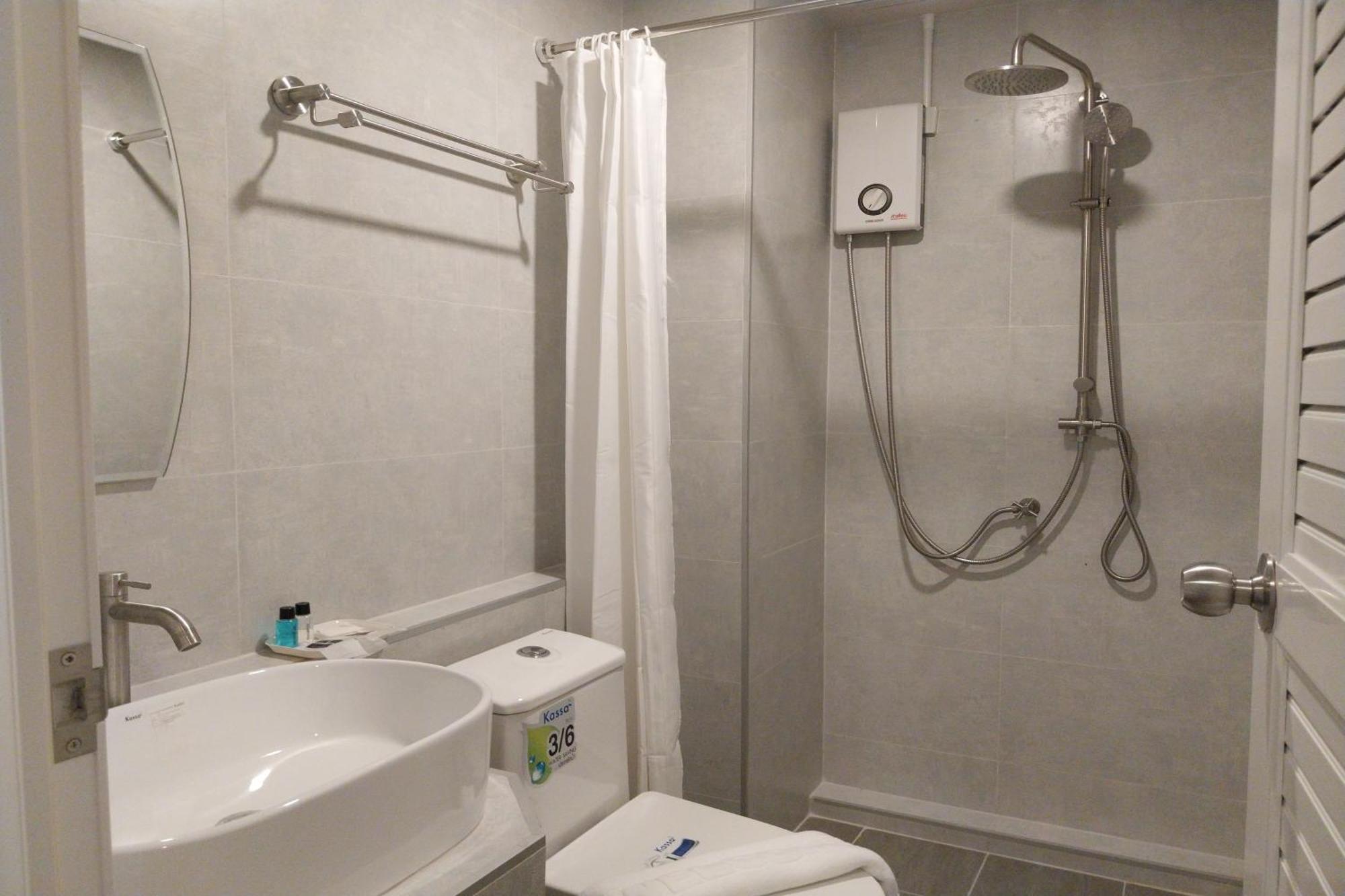 Ployburi Boutique Hotel Чантабури Экстерьер фото